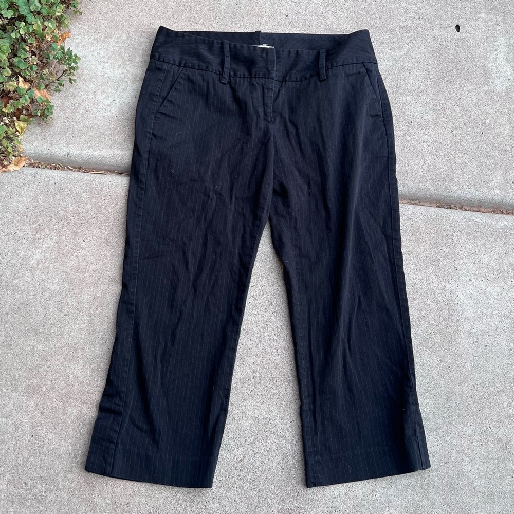 Women’s Y2K Black pinstripe capris